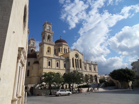 Die Metropolitenkirche Agios Minas 6